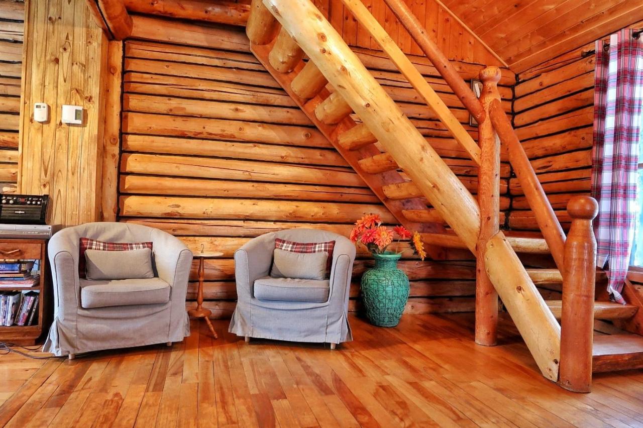 Cozy Log Cottage La Minerve Esterno foto