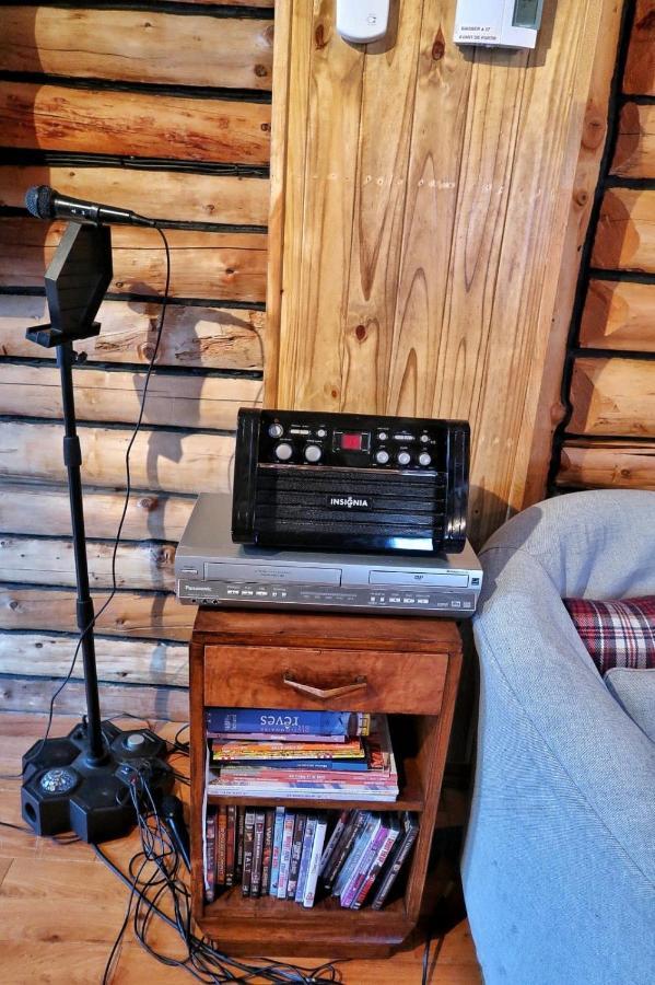 Cozy Log Cottage La Minerve Esterno foto